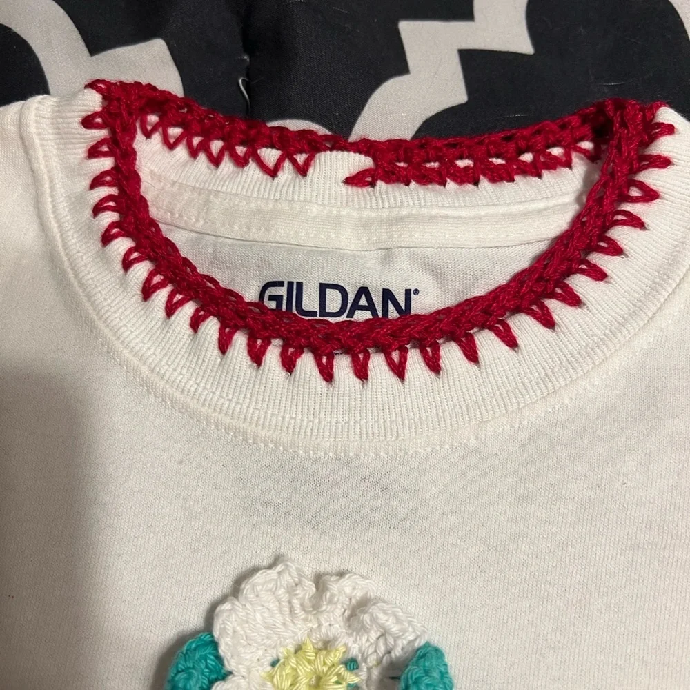 Hand Crafted Ladybug Dress with Matching Purse Crochet Red around White T Shirt - Picture 8 of 14